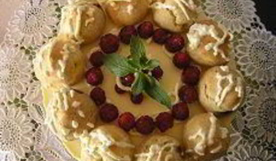 шоколадно-апельсиновый торт с профитролями