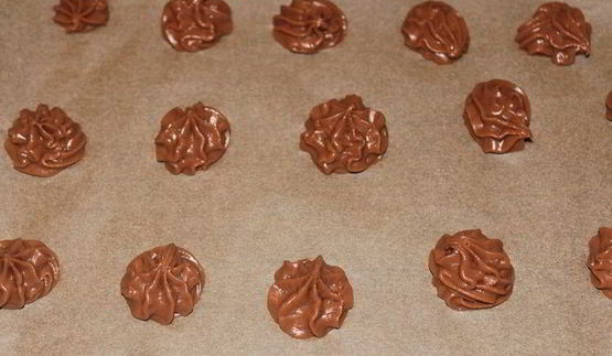 шоколадные профитроли с маскарпоне