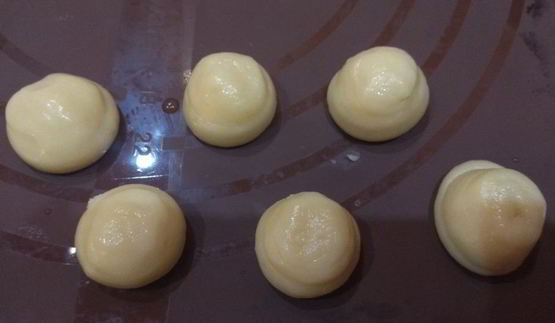 торт с профитролями