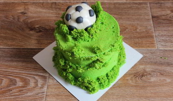 торт с профитролями