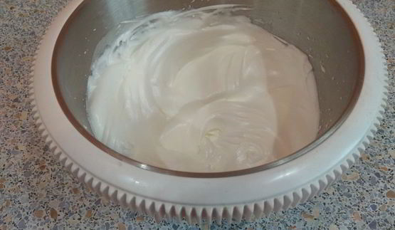 торт с профитролями