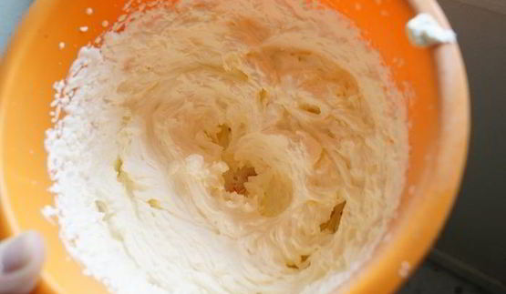 эклеры с крабовой начинкой