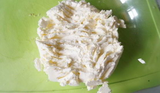 эклеры с крабовой начинкой