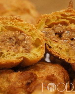 Эклеры со сгущенкой