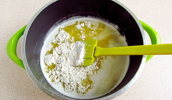 эклеры со сливочно-сметанным кремом