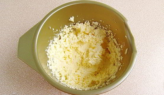 эклеры со сливочно-сметанным кремом