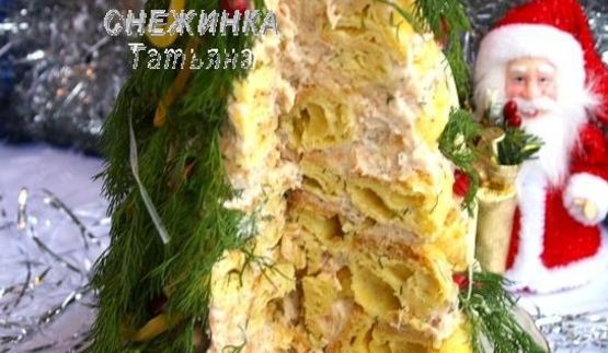 закусочный торт новогодняя елка из профитролей и сливочного крем-мусса с семгой