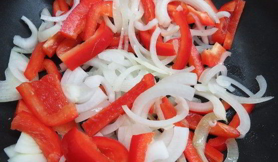 куриная запеканка с черным рисом