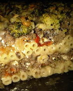 Макаронная запеканка с овощами и фаршем в сливочно-овощном соусе