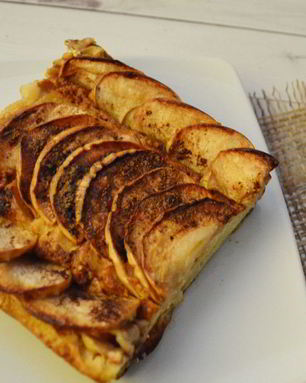 Творожная запеканка с яблоками