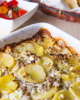 Запеканка из кабачков и картофеля с фаршем