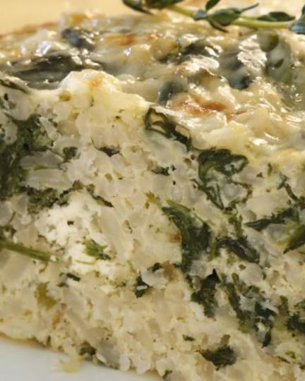 Рецепт запеканки из коричневого риса со шпинатом и фетой