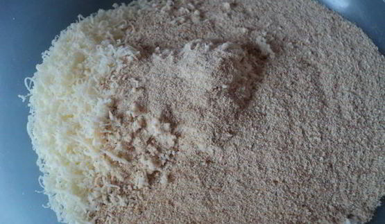 запеканка с тунцом и кедровыми орехами