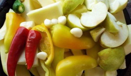 аджика из кабачков с яблоками на зиму