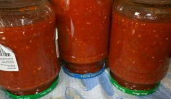 аджика с хреном и помидорами