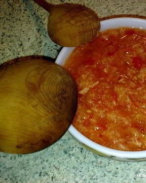 Аджика с хреном на зиму