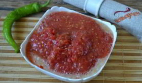 аджика с яблоками и помидорами на зиму