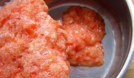 заманиха из помидор на зиму аджика