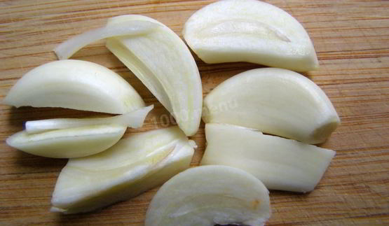 заманиха из помидор на зиму аджика