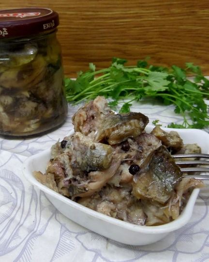 Рецепт домашнего консервирования рыбы на зиму