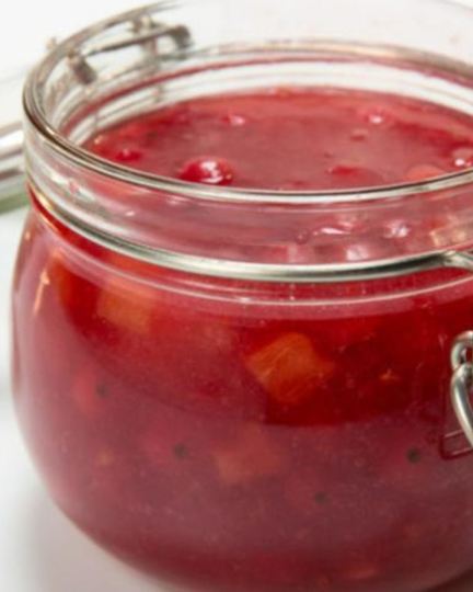 Рецепт джема из красной смородины и арбуза