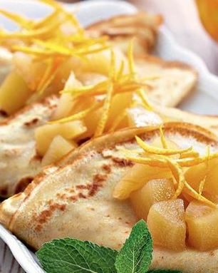 Французские блинчики с джемом и сыром