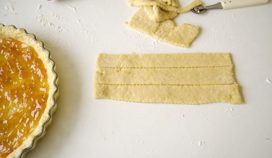 кростата с абрикосовым джемом