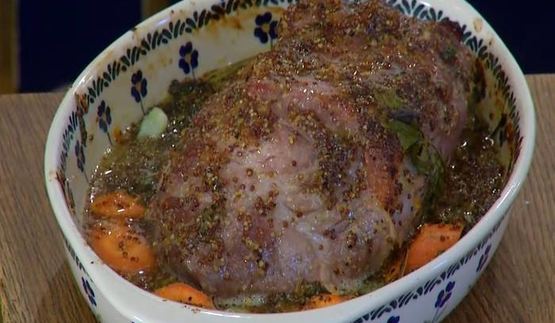 свинина, запеченная в апельсиновом джеме с горчицей