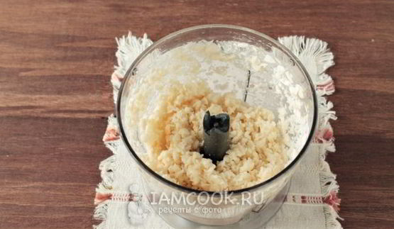 хрен с чесноком на зиму