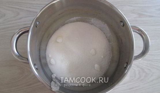 компот из черноплодной рябины и брусники