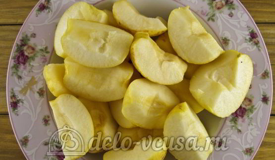 компот из яблок и черной смородины