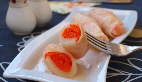 квашеные капустные рулетики с морковью