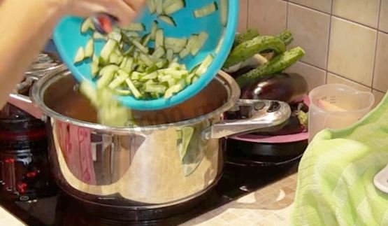 лечо из огурцов с помидорами на зиму