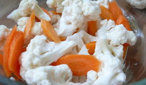 быстро-маринованная цветная капуста