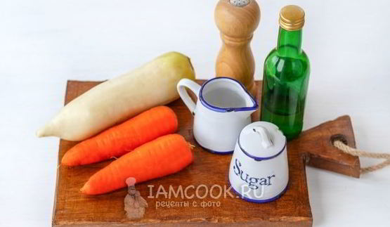 маринованная морковь с дайконом по-вьетнамски