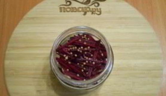 маринованная цветная капуста со свеклой