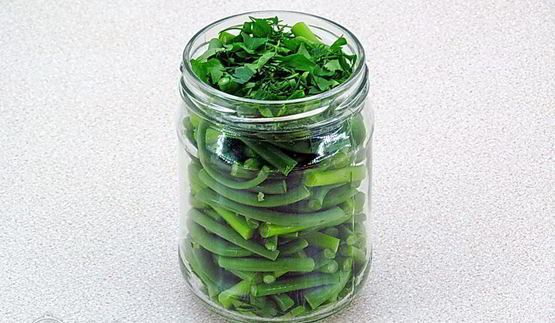 маринованные чесночные стрелки