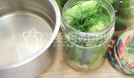 маринованные огурцы с болгарским перцем