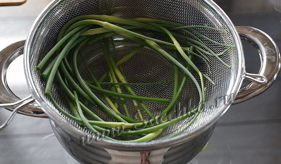 маринованные стрелки чеснока