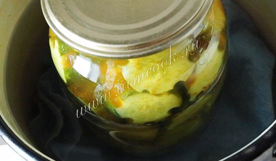 огурцы маринованные с карри