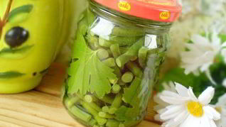 Маринованный чеснок