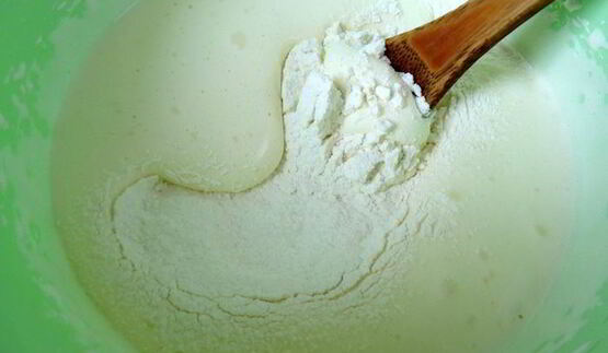 рулет с яблочным повидлом