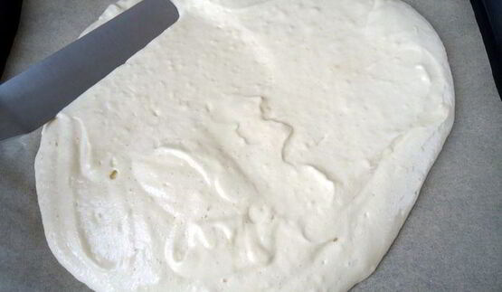 рулет с яблочным повидлом