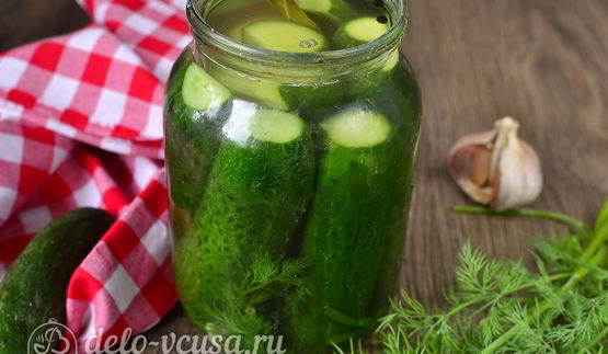 быстрые малосольные огурцы в банке