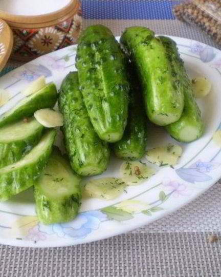 Рецепт быстрых малосольных огурцов в пакете