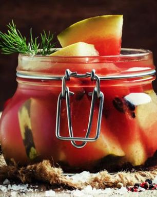 Малосольный арбуз