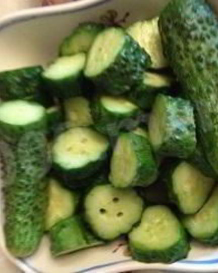 Рецепт малосольных огурцов с сахаром сухой способ