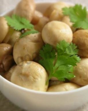 Малосольные шампиньоны