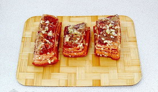 сало в луковой шелухе в мультиварке