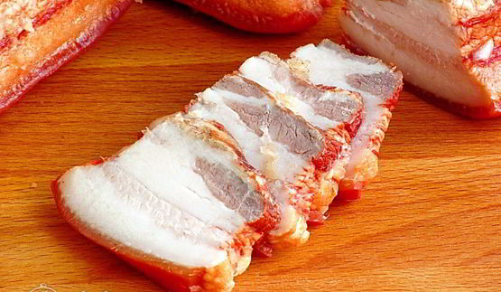 сало в луковой шелухе в мультиварке